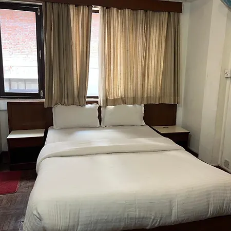 Hotel Earth House