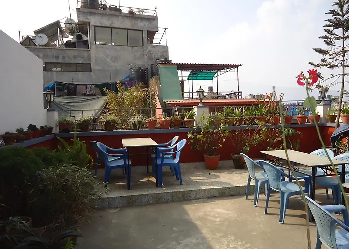 Earth House Hotel